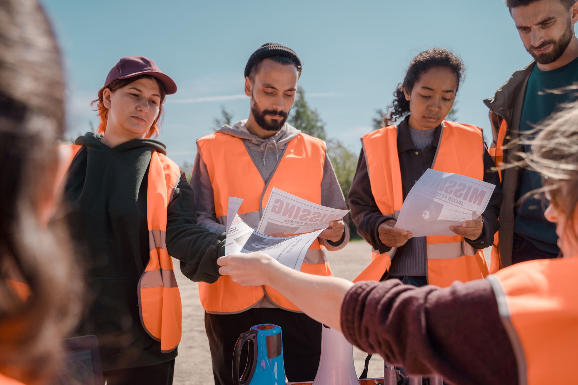 Ilustracja: Appropriate Adult Volunteer Scheme UK: How to Join and Appropriate Adult Volunteer Scheme UK: How to Join and What to Expect - zdjecie w tresci