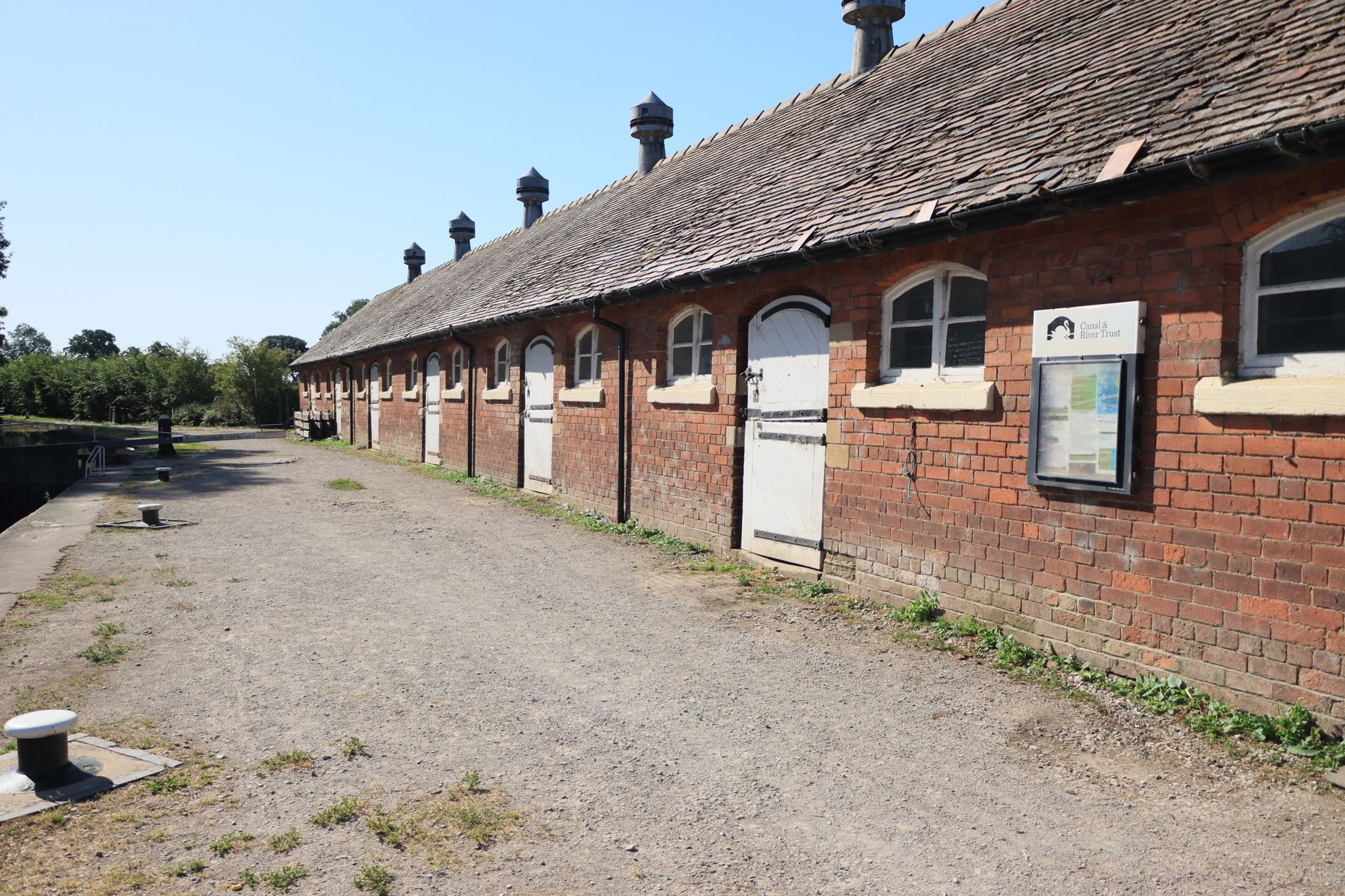 Canal and River Trust Volunteering: A Practical Essex Guide - zdjecie w tresci